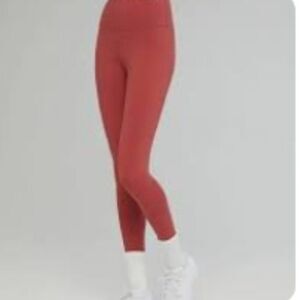 IVL Scallop Active Legging in Dark Blush in Size 10